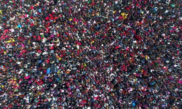 人山人海 人山人海